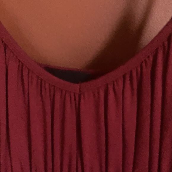 LIKE NEW! The Limited Tank - Picture 2 of 9